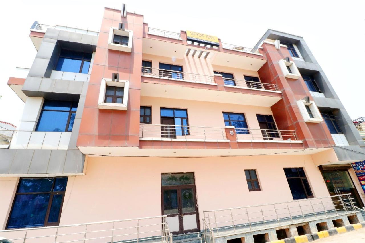 Spot On 43045 Hotel Vivek Plaza Shahpur  Exterior photo