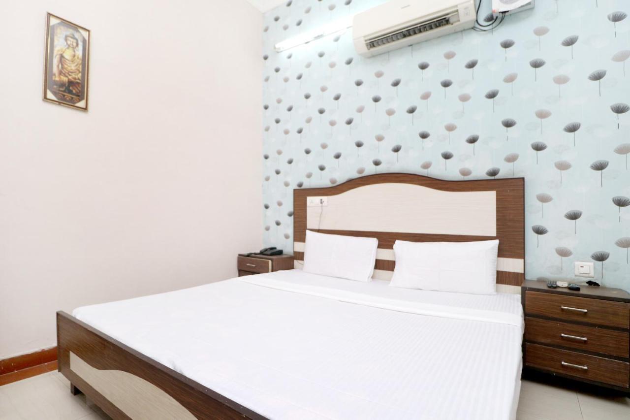 Spot On 43045 Hotel Vivek Plaza Shahpur  Exterior photo