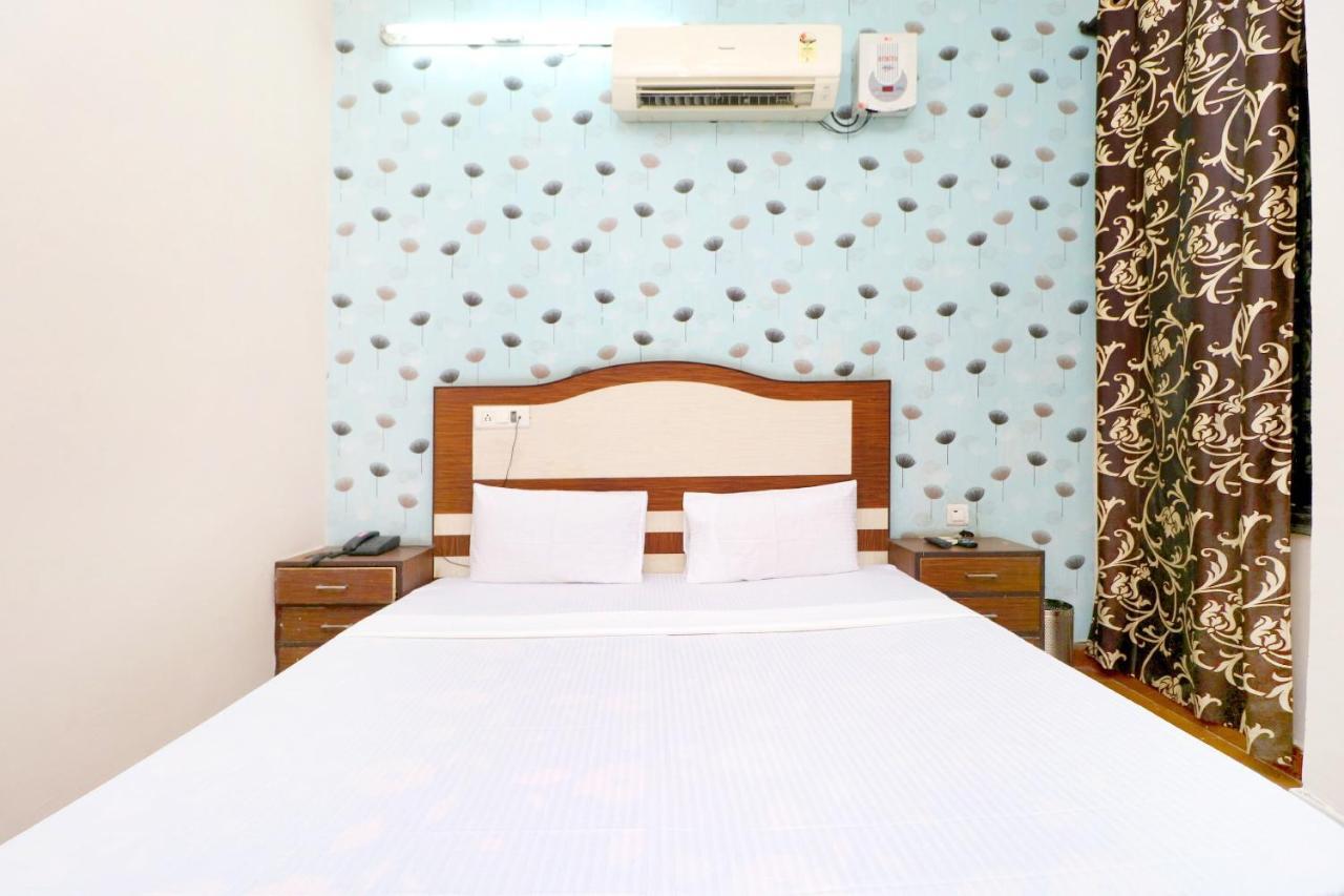 Spot On 43045 Hotel Vivek Plaza Shahpur  Exterior photo